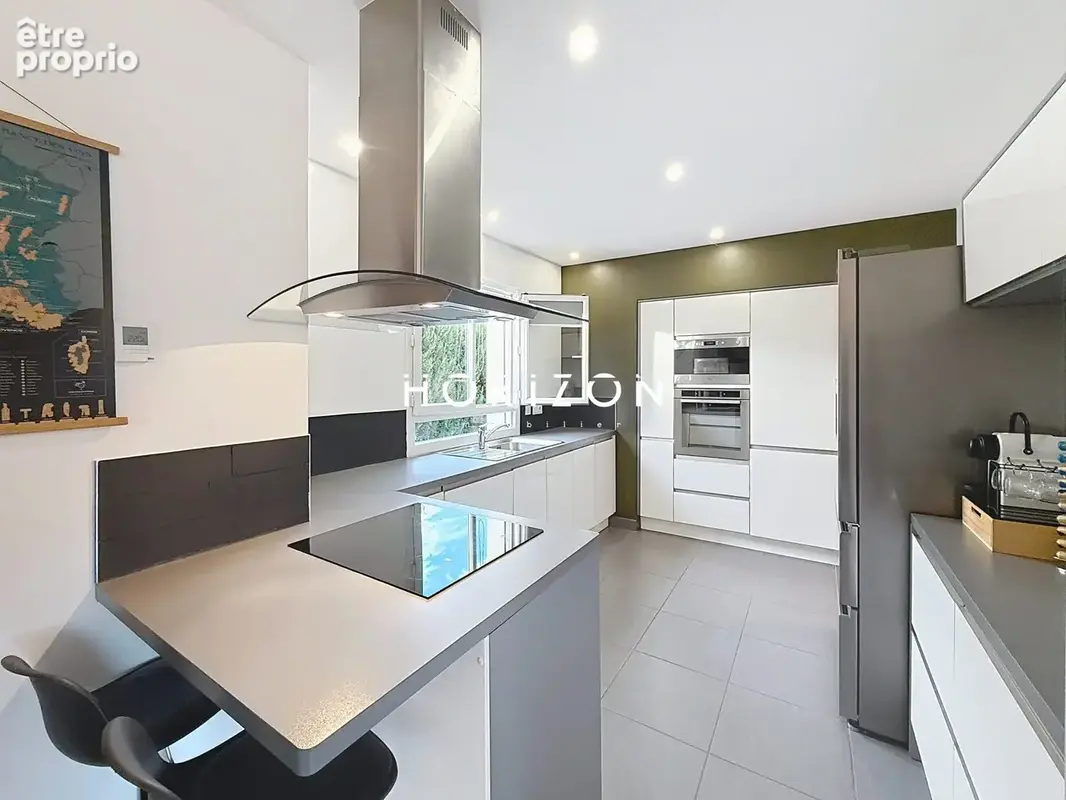 Maison 6 pièces 123 m² à vendre à La Chapelle-De-Guinchay (71570) - photo 4