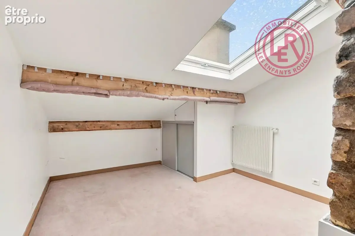Paris 3ème - Enfants Rouges / République - Duplex en dernier étage dans un style loft - photo 11