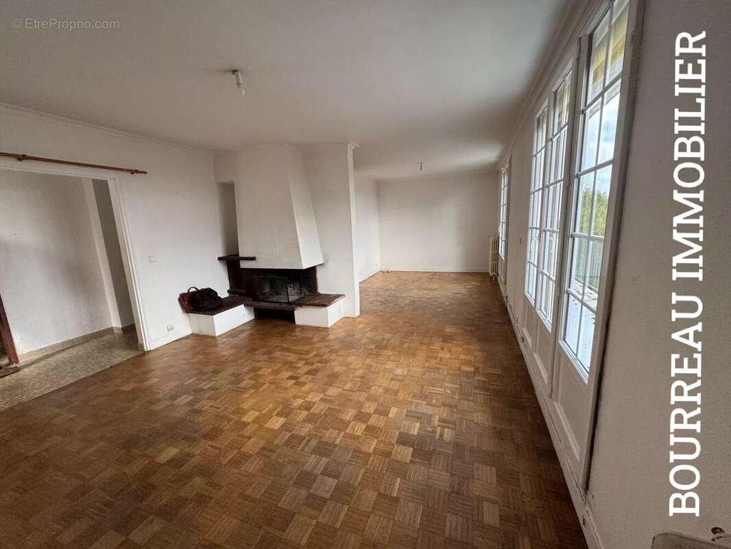 Maison à JOIGNY