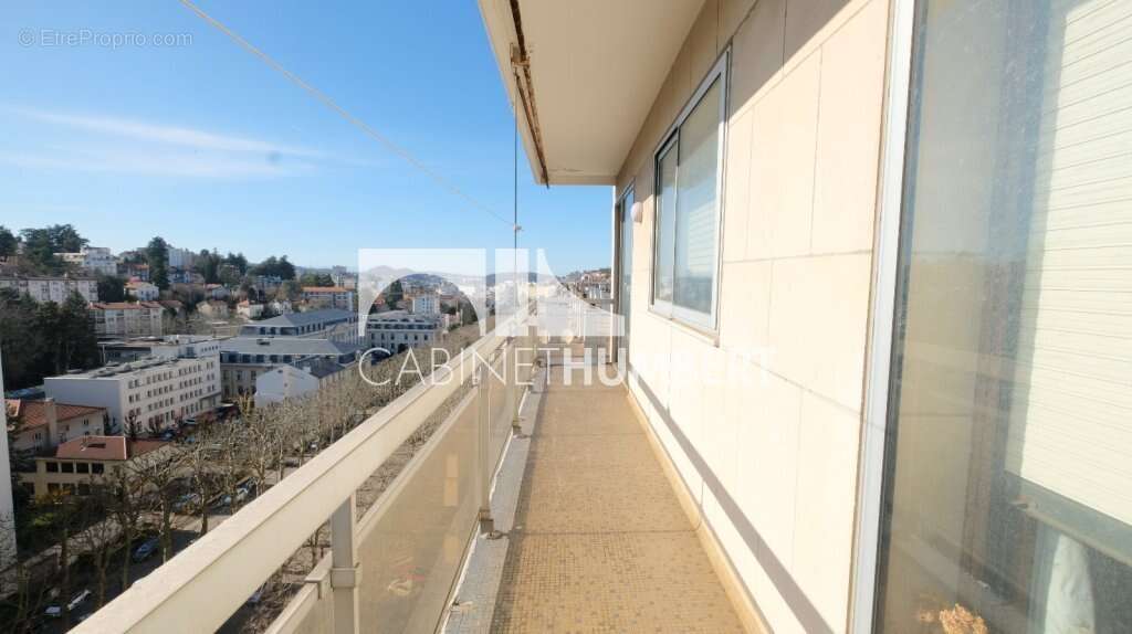 Appartement à SAINT-ETIENNE