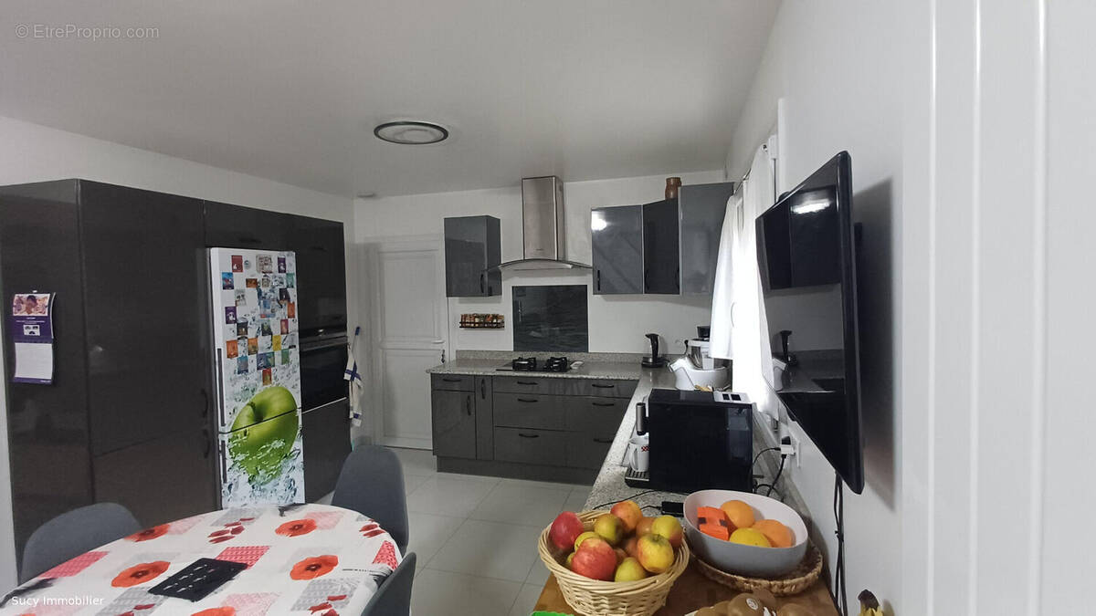 Maison à SUCY-EN-BRIE