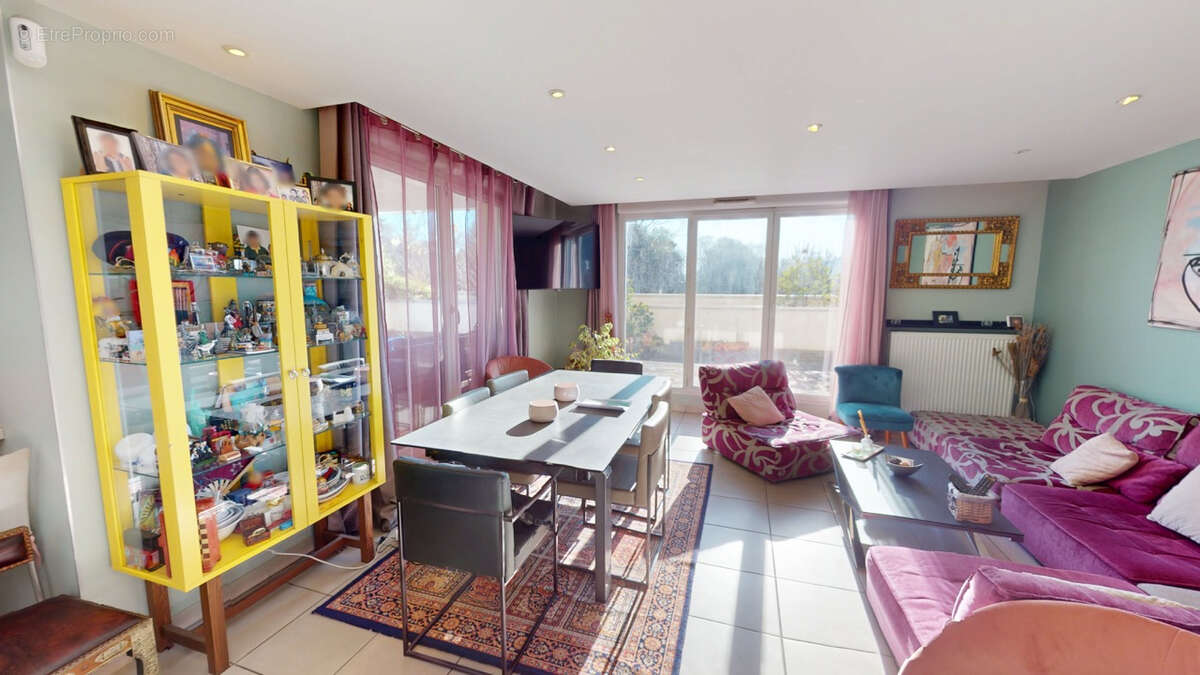 Appartement à ECHIROLLES