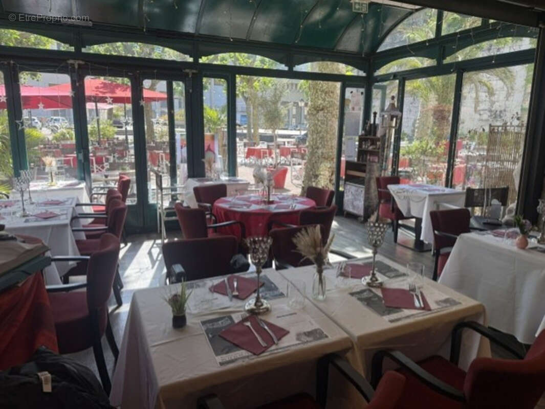 AIX LES BAINS (73) Restaurant Centre Ville, Grande Terrasse - photo 5