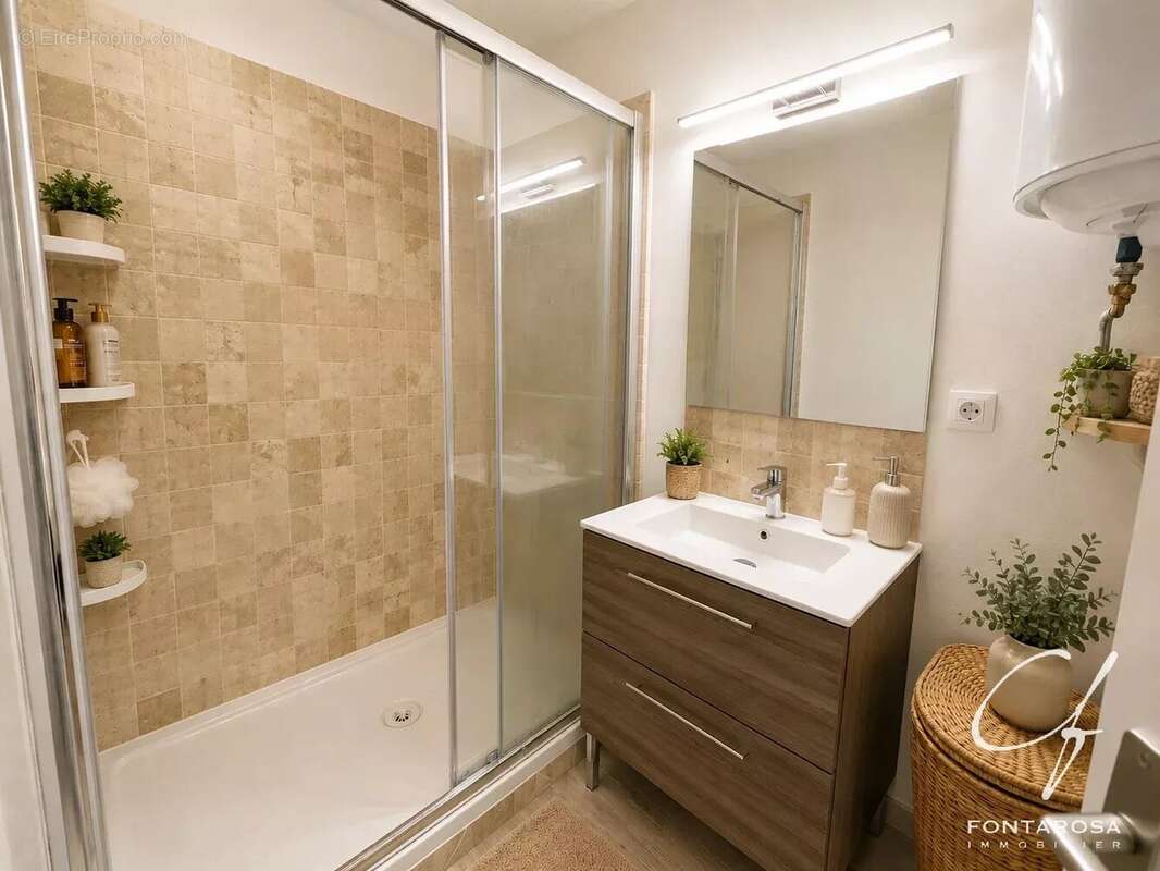 Appartement à FREJUS