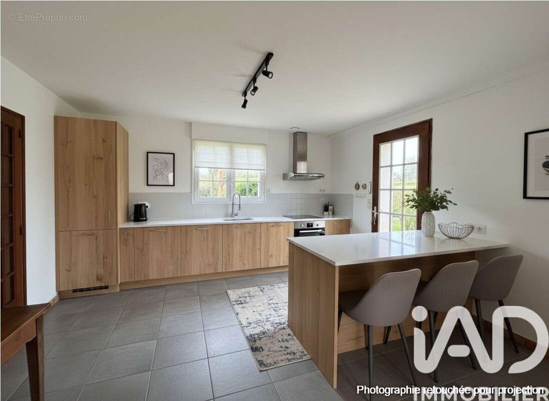 Photo 5 - Maison à ROUGE