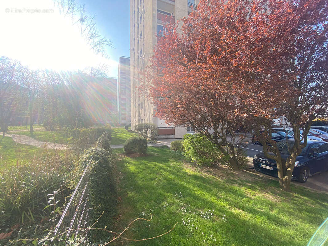 Appartement à AULNAY-SOUS-BOIS