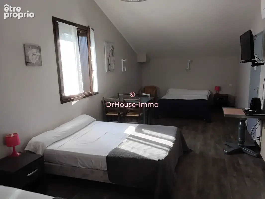 Commerce 900 m² à vendre à Foissac (12260) - photo 17
