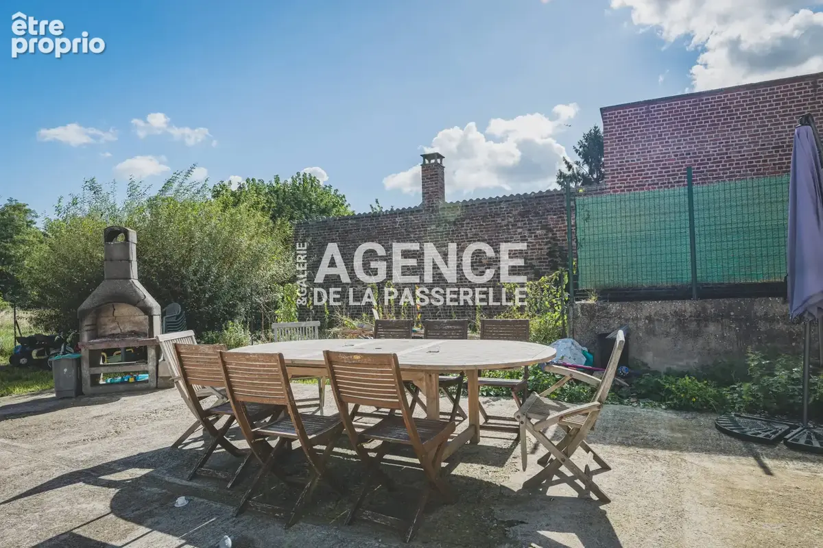 Maison rénovée de 118m2, 4 chambres, jardin et piscine. - photo 46