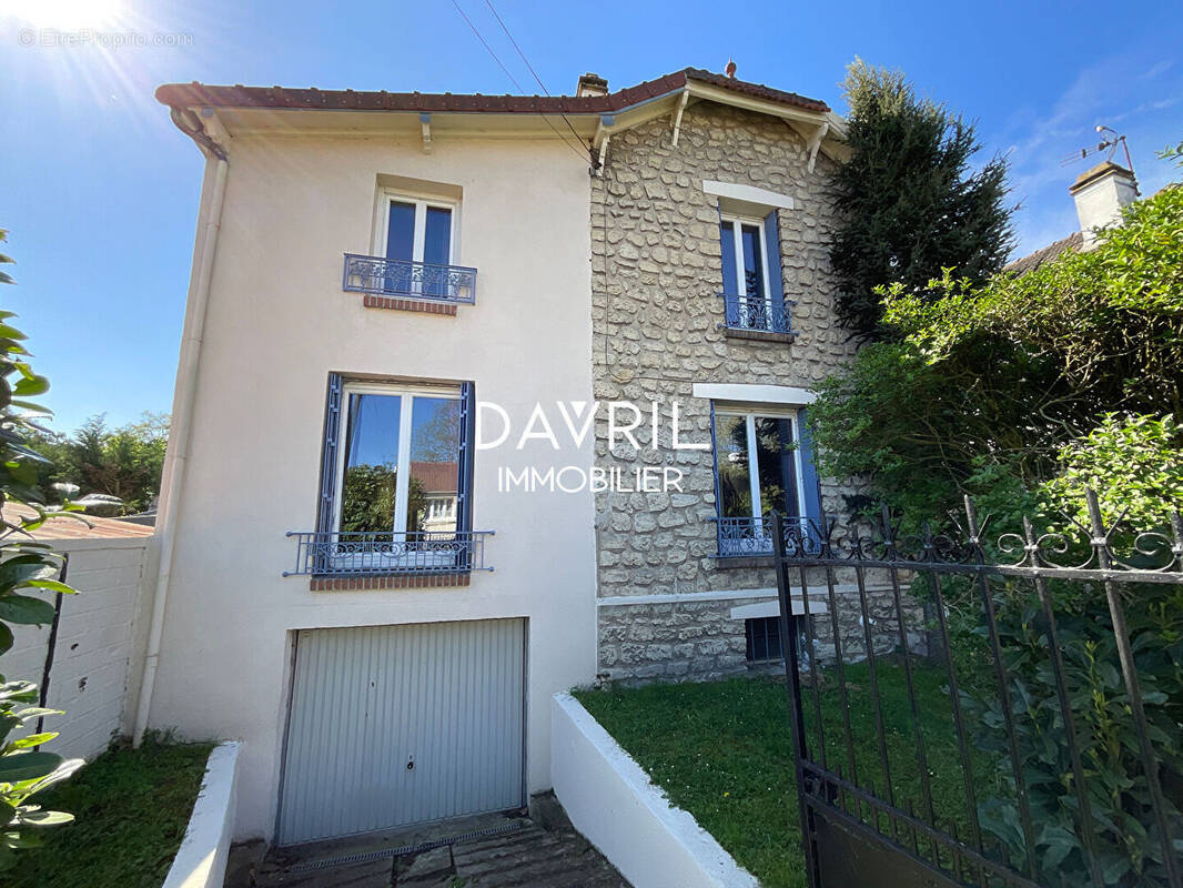 Maison à CONFLANS-SAINTE-HONORINE