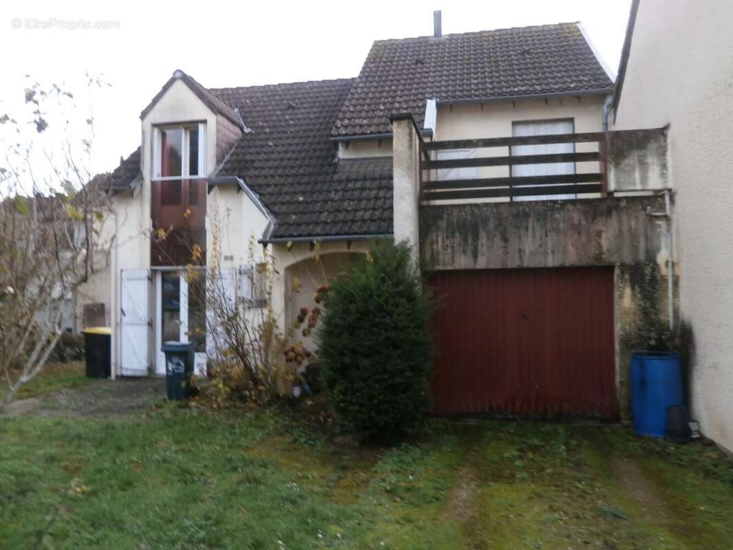 Maison à SAINT-GERMAIN-DU-PUY