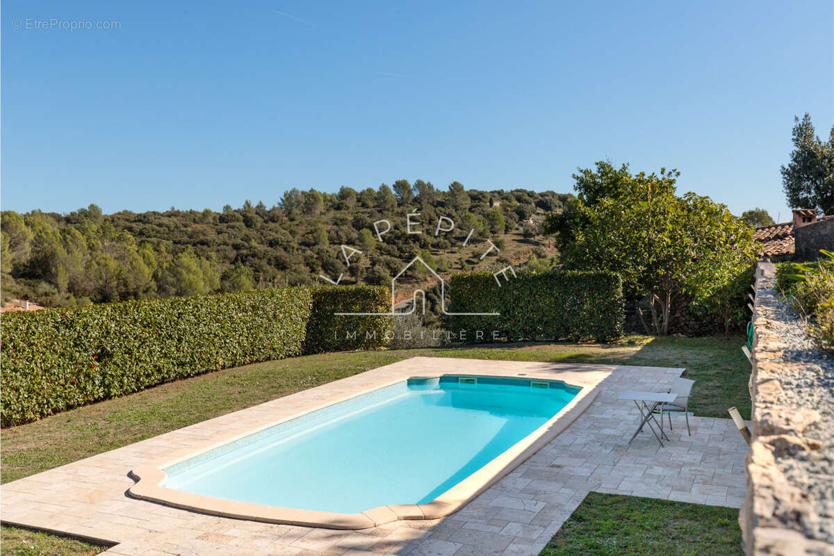 Maison à PEYMEINADE