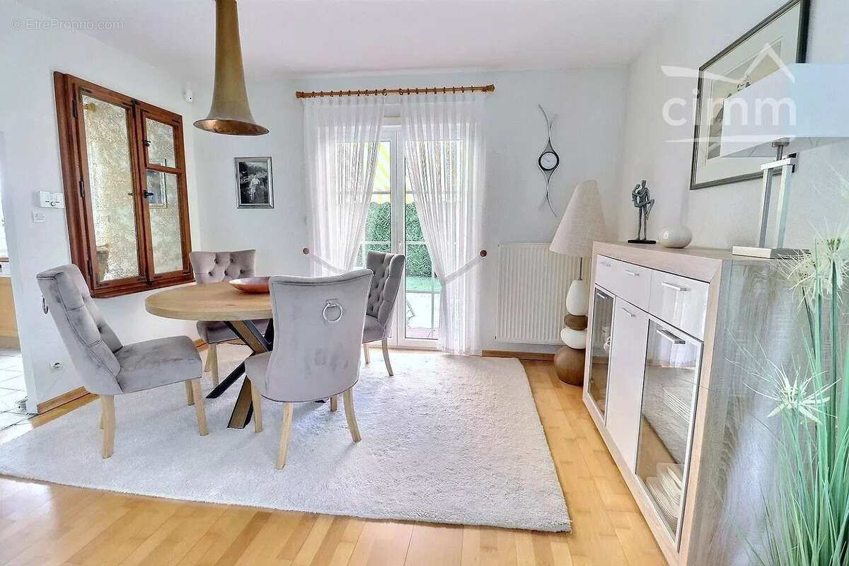 Élégante maison plain-pied dans quartier recherché à SARREGUEMINES - photo 7