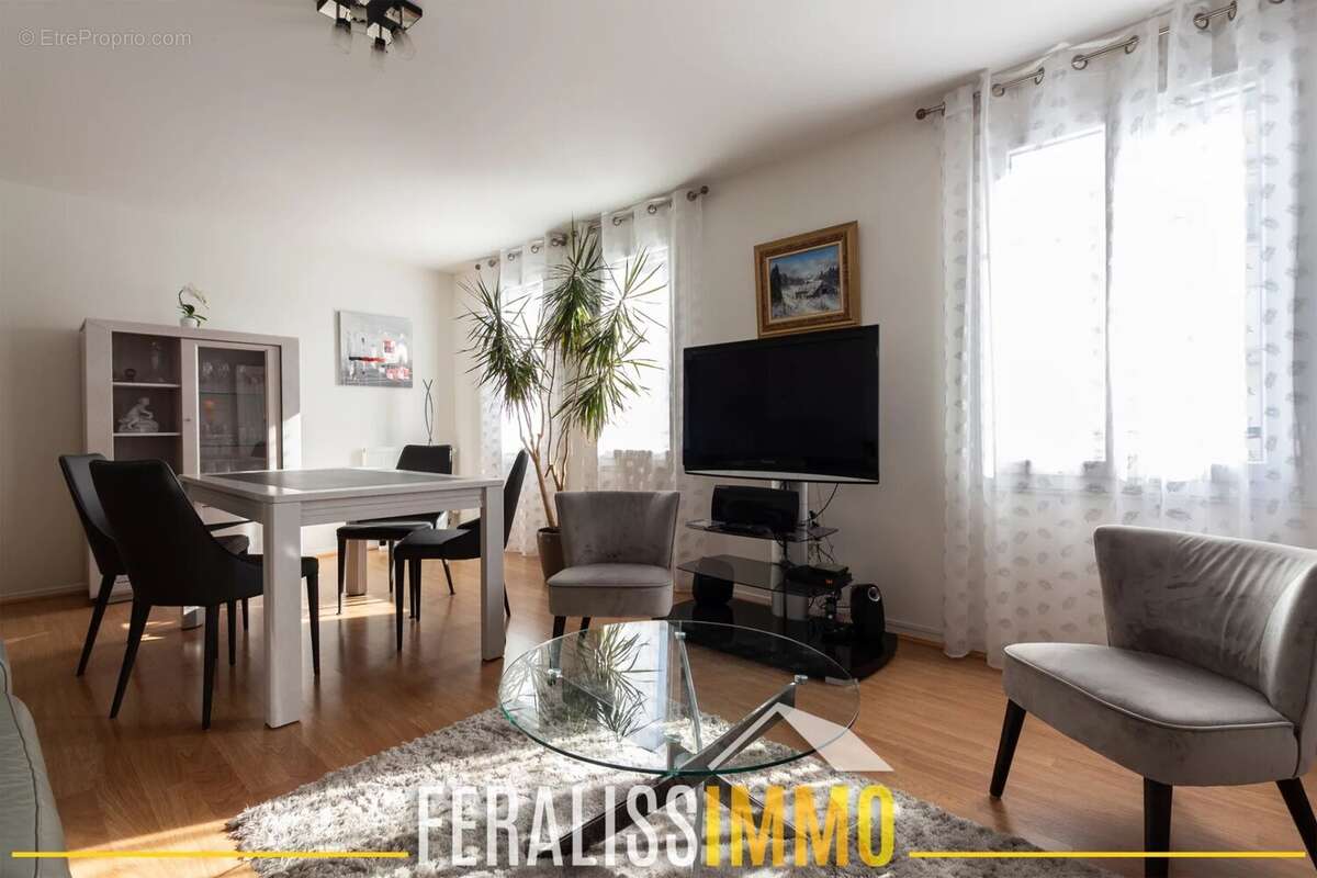 Appartement à COURDIMANCHE