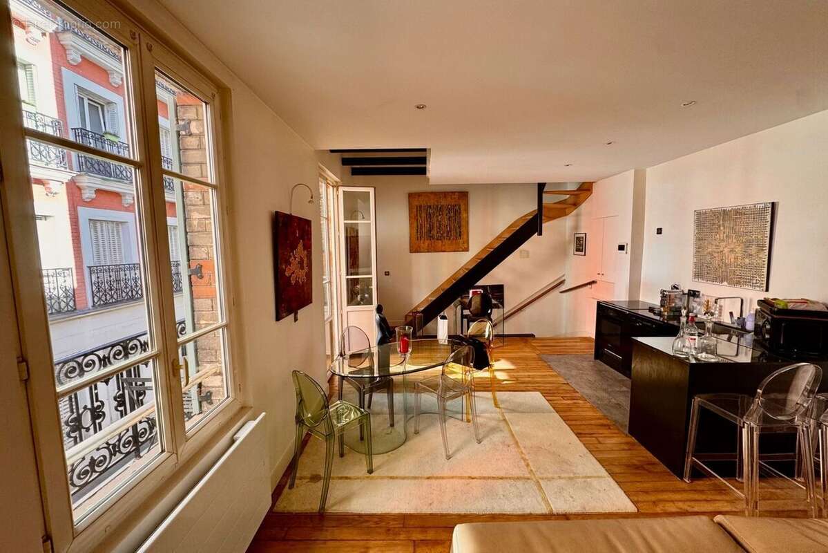 Maison à PARIS-14E