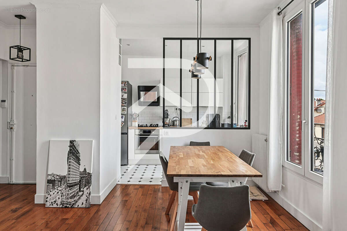 Appartement à COLOMBES