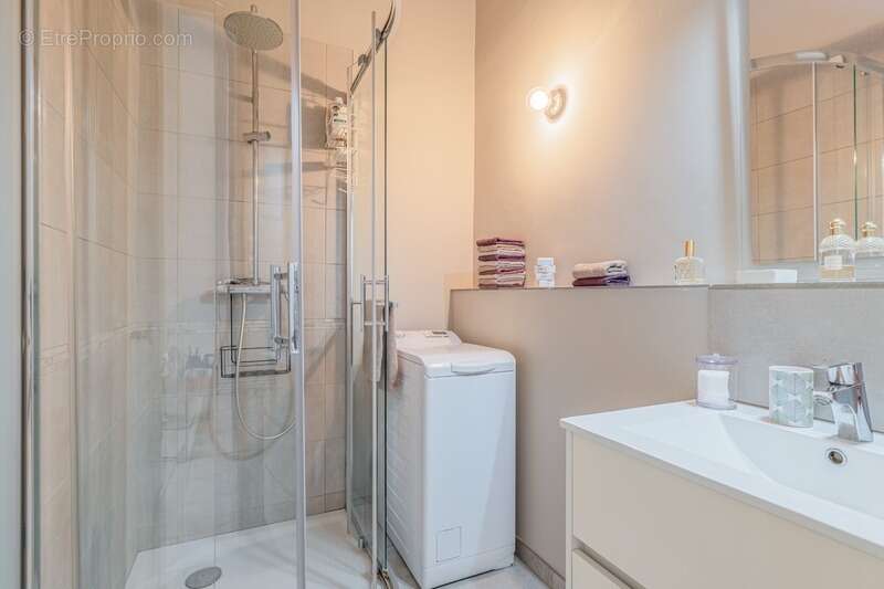 Appartement à LYON-6E