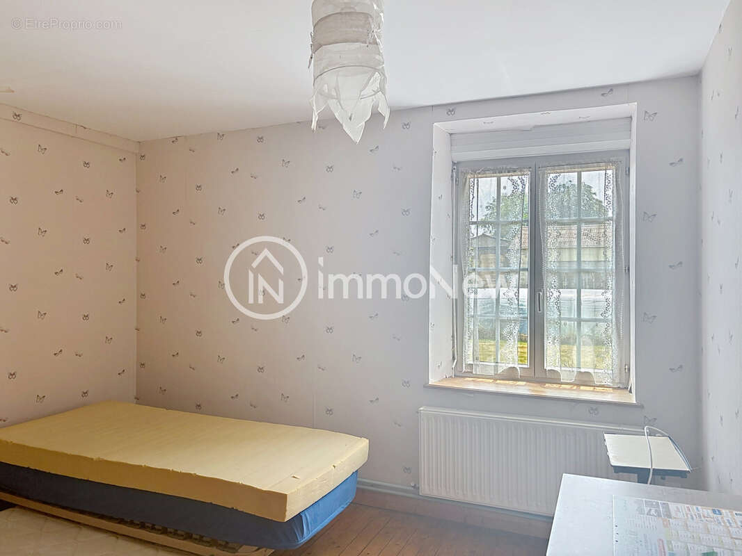 Maison 127 m2 habitable de suite proche bourg sur beau terrain 2500 m2 environ - photo 7