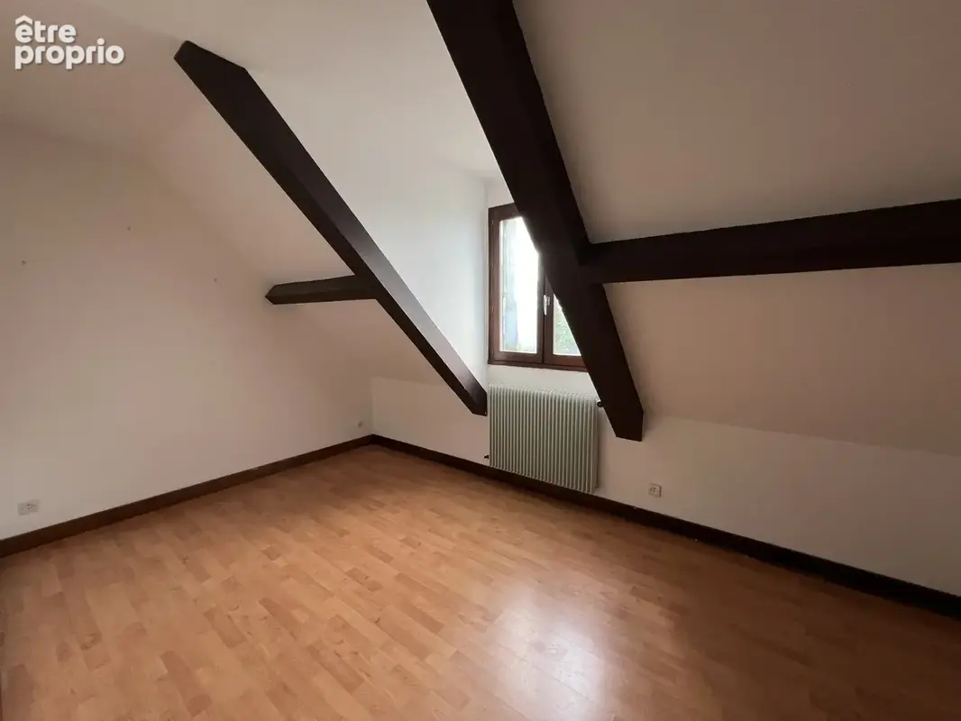 SANDILLON Maison familiale 5 chs - sous-sol / hangar - photo 12