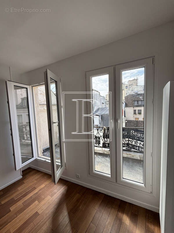 Appartement 24 m² à Paris-3e  - photo 6