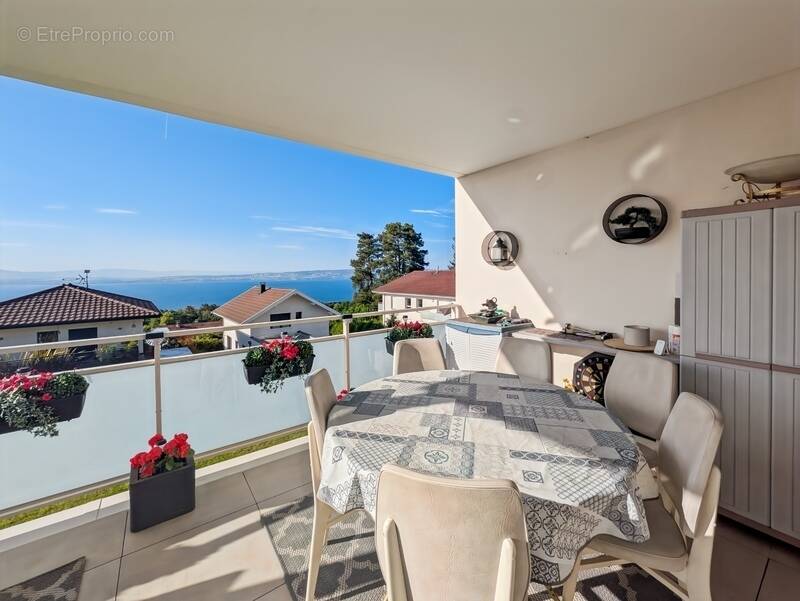 Appartement à EVIAN-LES-BAINS