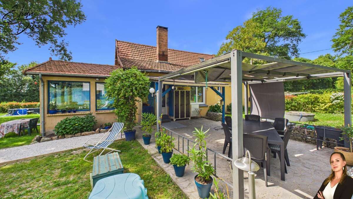 Maison 106 m² à Saint-Saturnin  - photo 13