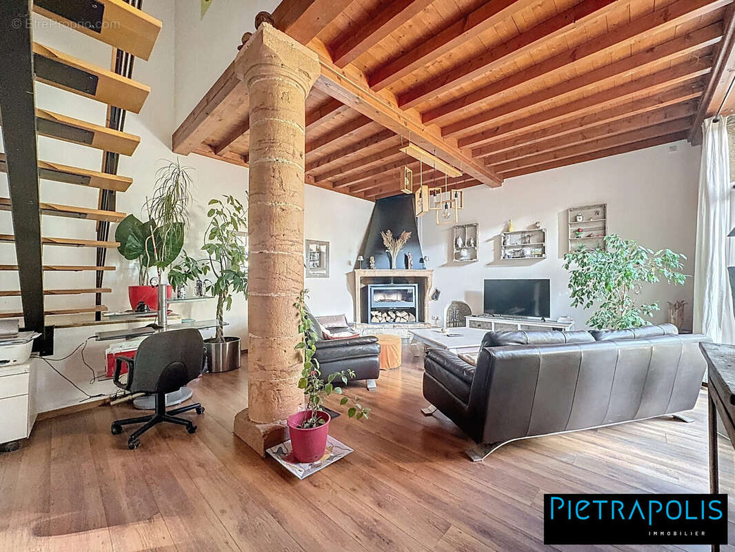 Maison à SAINT-GERMAIN-AU-MONT-D&#039;OR