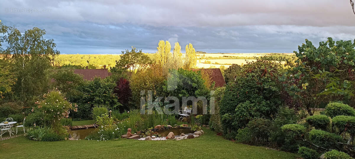 Maison à VILLEFARGEAU