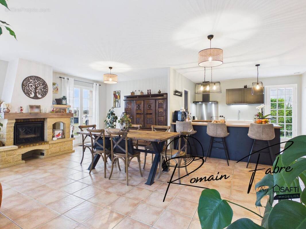 Photo 1 - Maison à PRIGNAC-ET-MARCAMPS