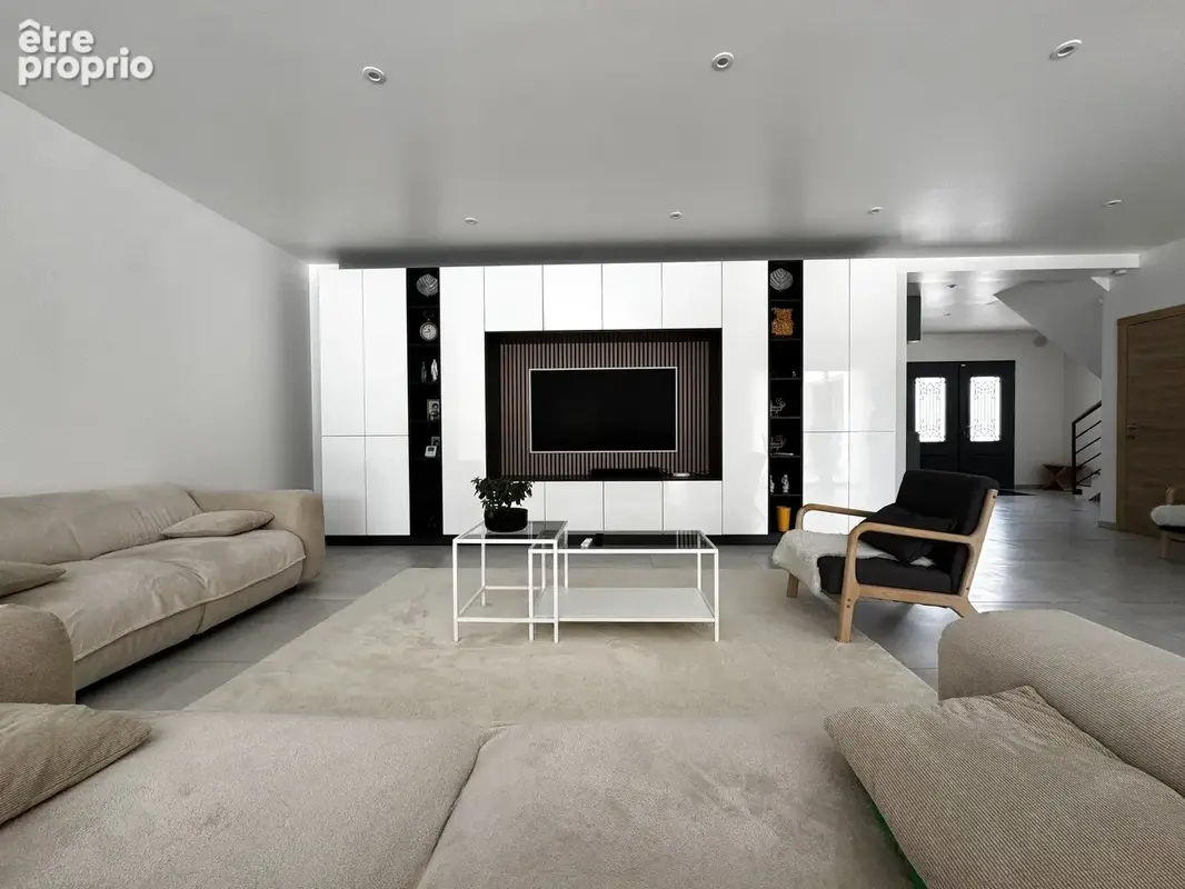 Saint-Witz, Villa  de 325 m2 habitable avec piscine - photo 4