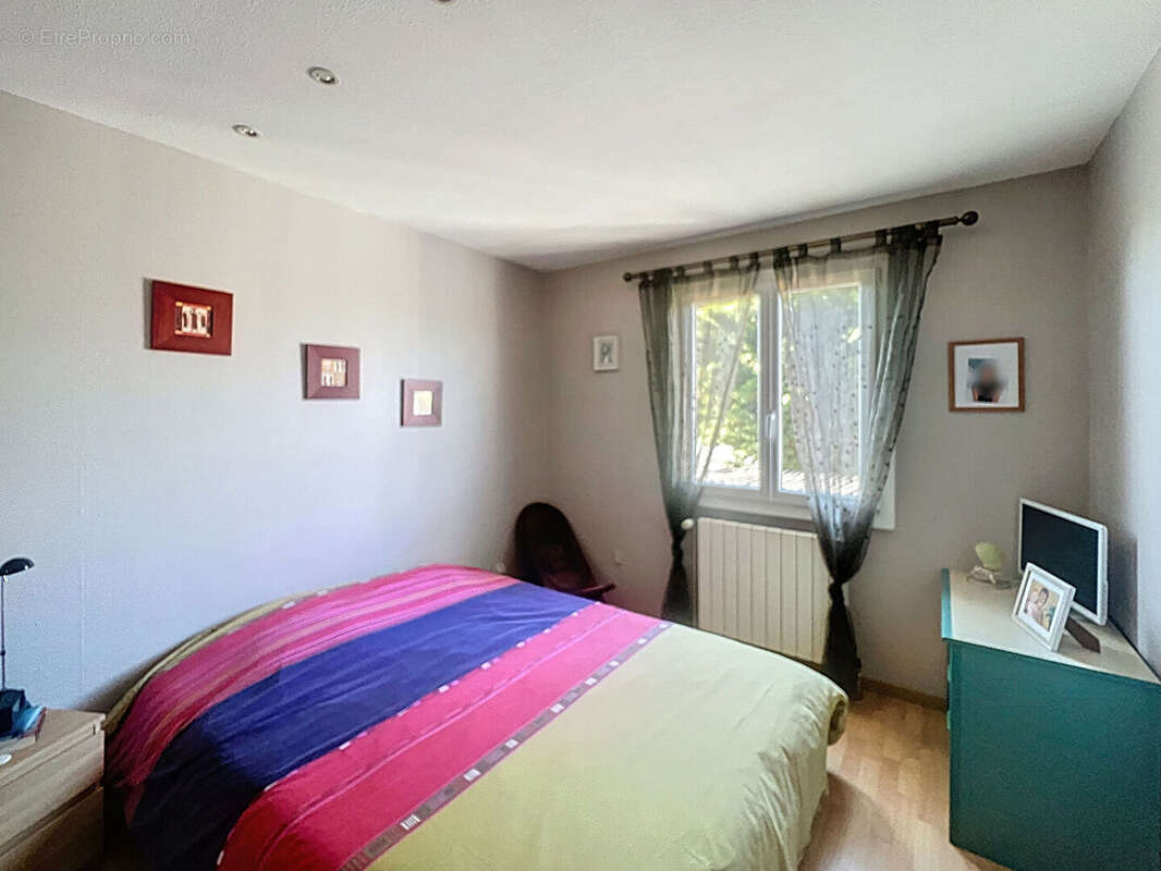 Maison à REZONVILLE