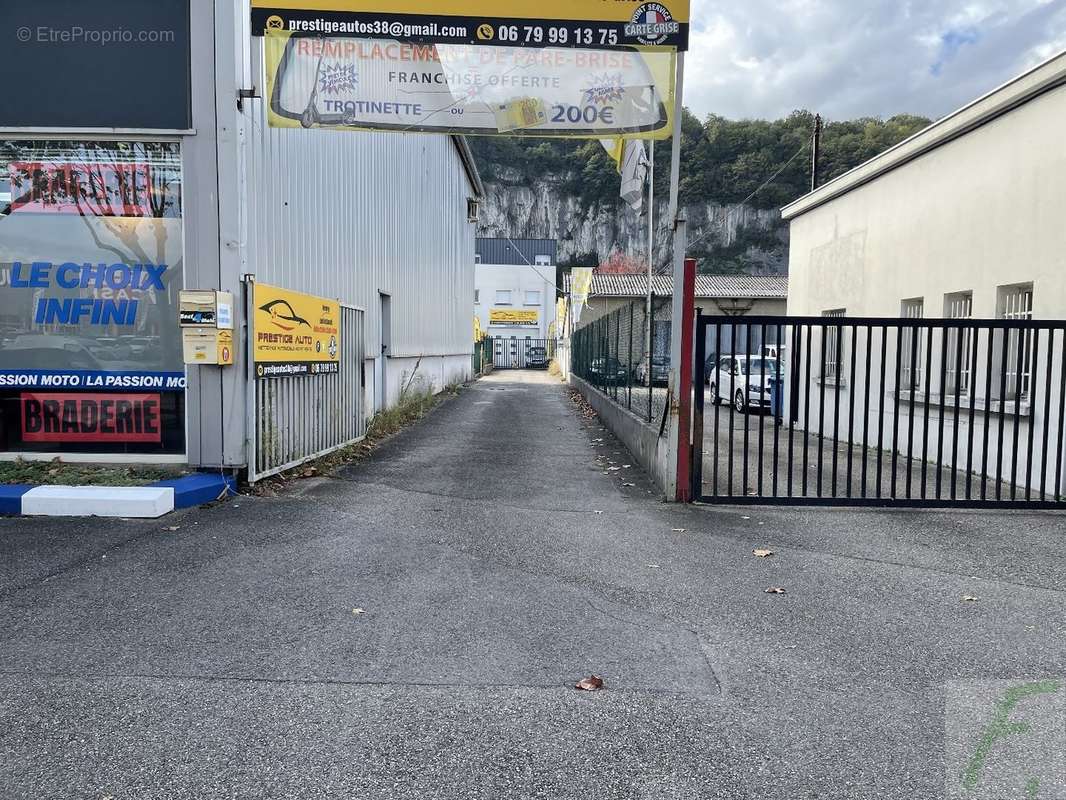 Commerce à GRENOBLE