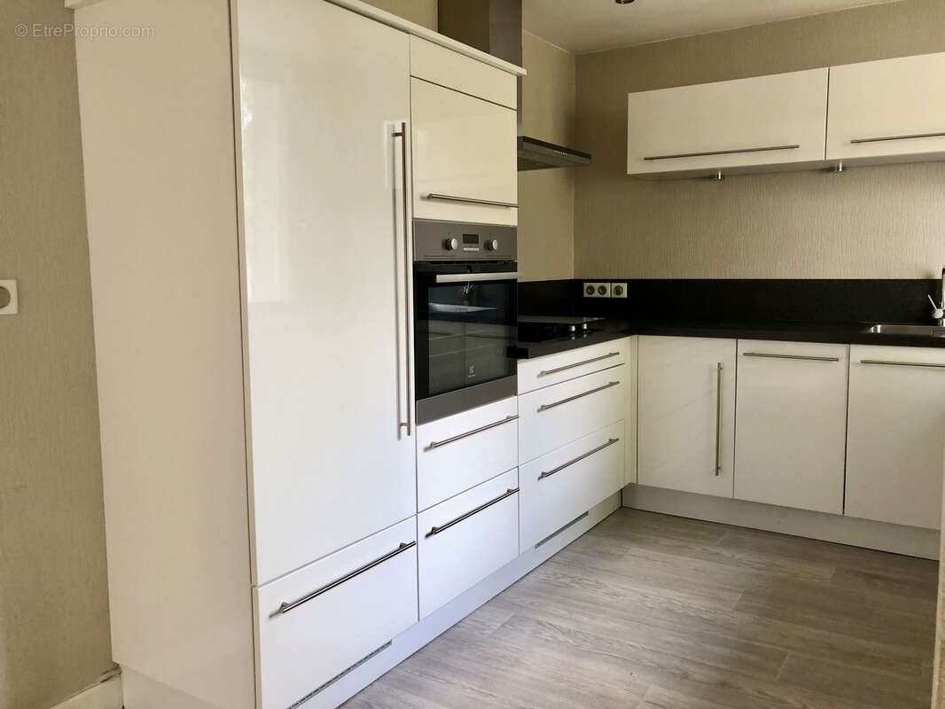 Maison à CORMEILLES