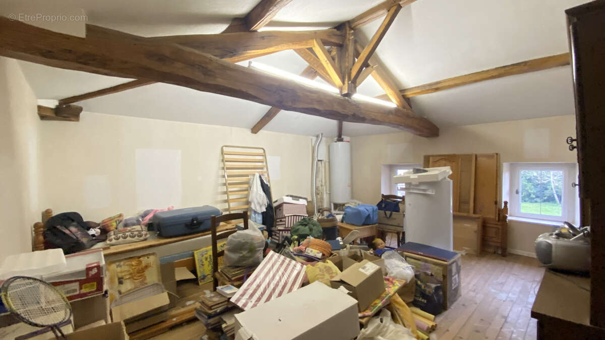 Maison à CHAMPAGNOLLES