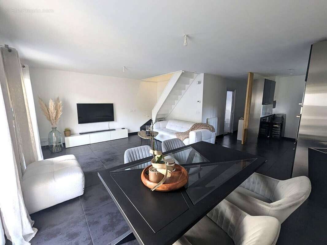 Maison à VIF