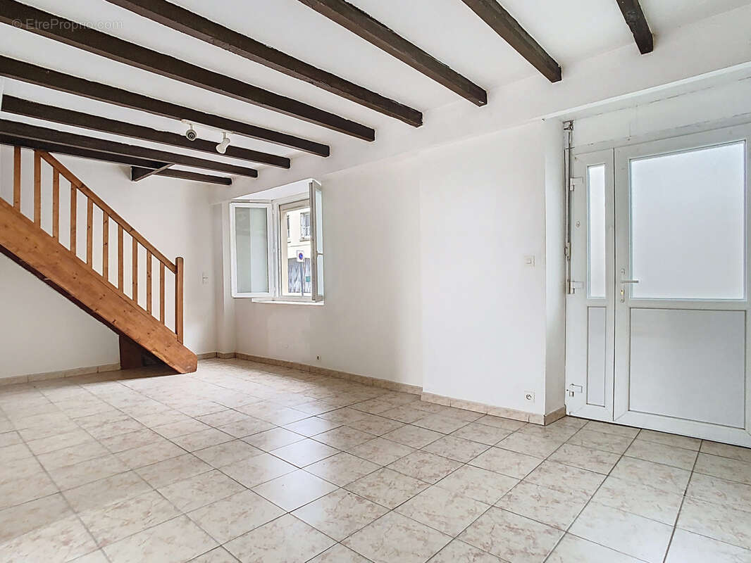 Maison à LA HAYE-DU-PUITS