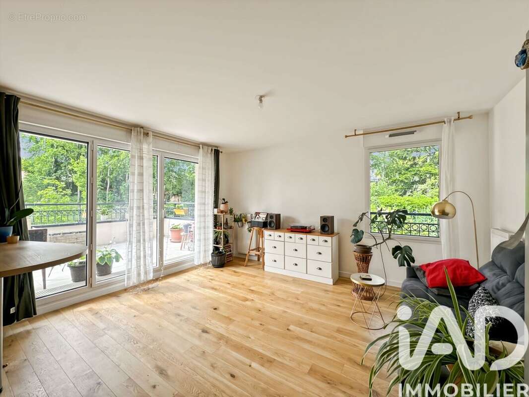 Photo 8 - Appartement à VERRIERES-LE-BUISSON