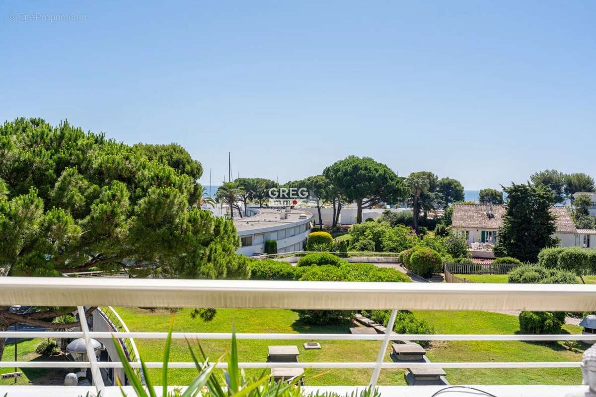 Appartement à VILLENEUVE-LOUBET