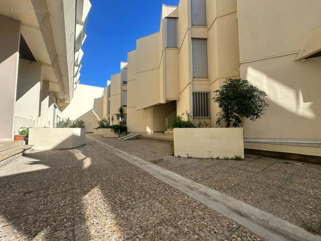 Appartement à MAUGUIO