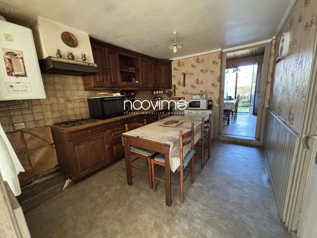 Maison à SAINTE-LUCE-SUR-LOIRE