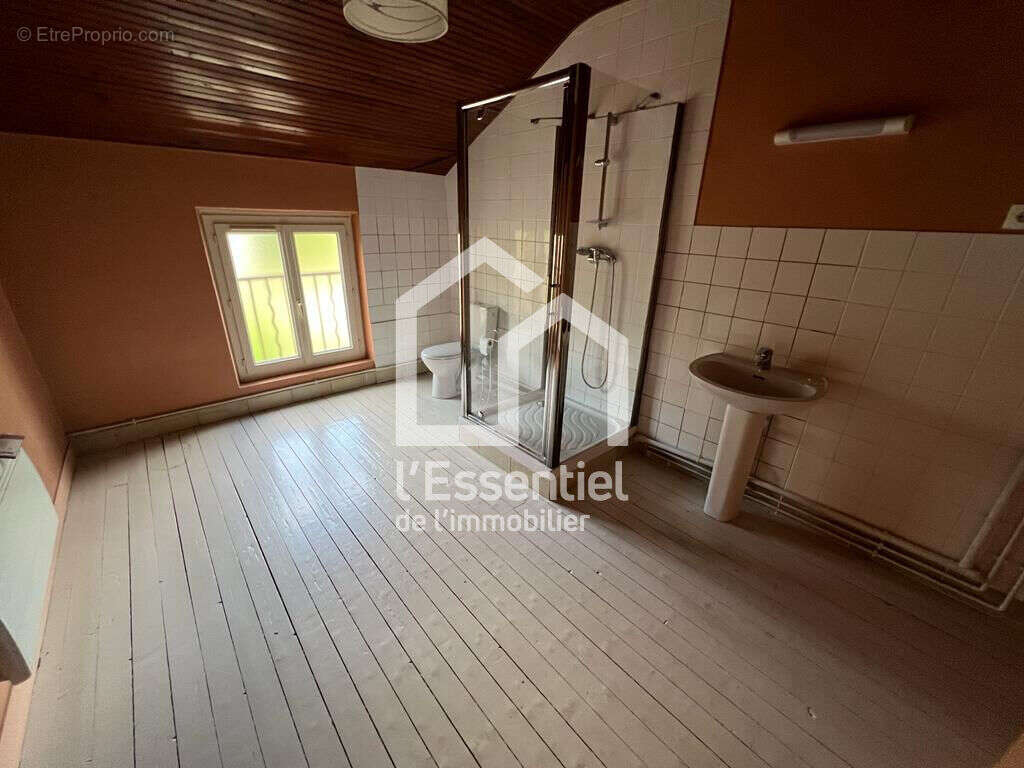 Maison à VAUX-SUR-SEINE