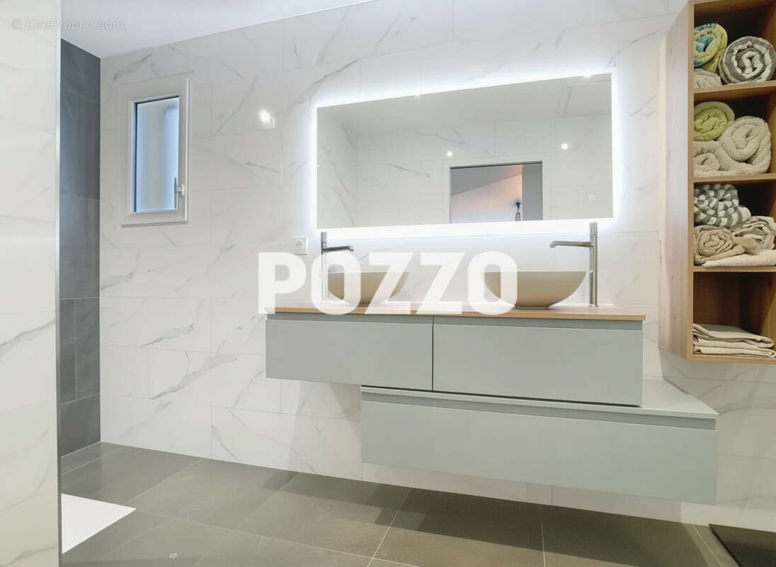 Maison à AUCEY-LA-PLAINE