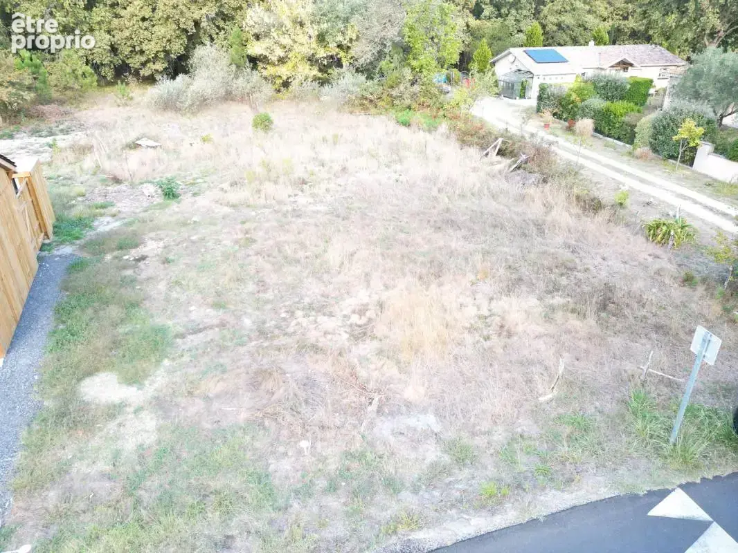 Terrain à bâtir de 535 m² avec permis de construire - photo 6