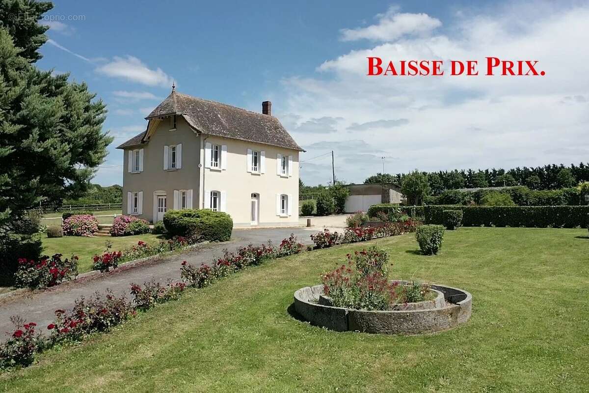 Maison à SAINT-PIERRE-SUR-DIVES