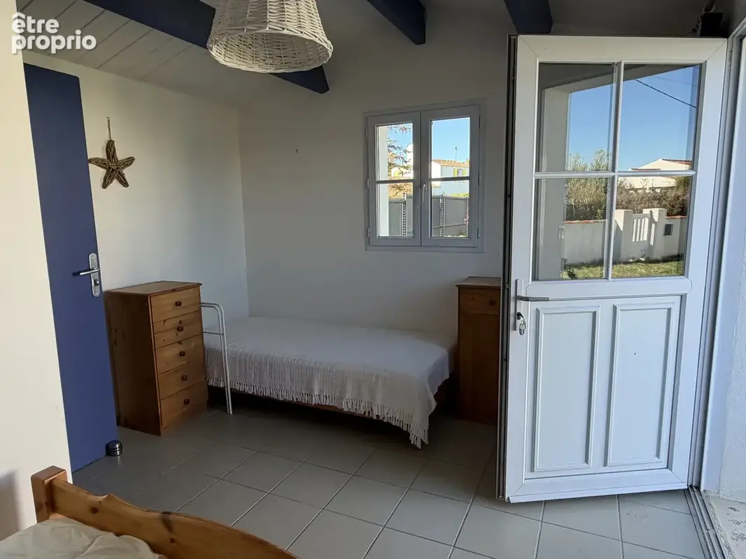 Maison à Ker Chauvineau, dans un chemin de terre, secteur très calme. - photo 6