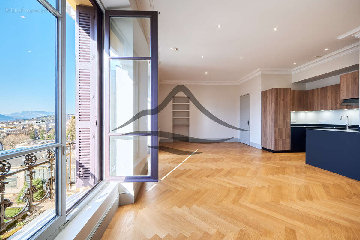 Appartement à AIX-LES-BAINS