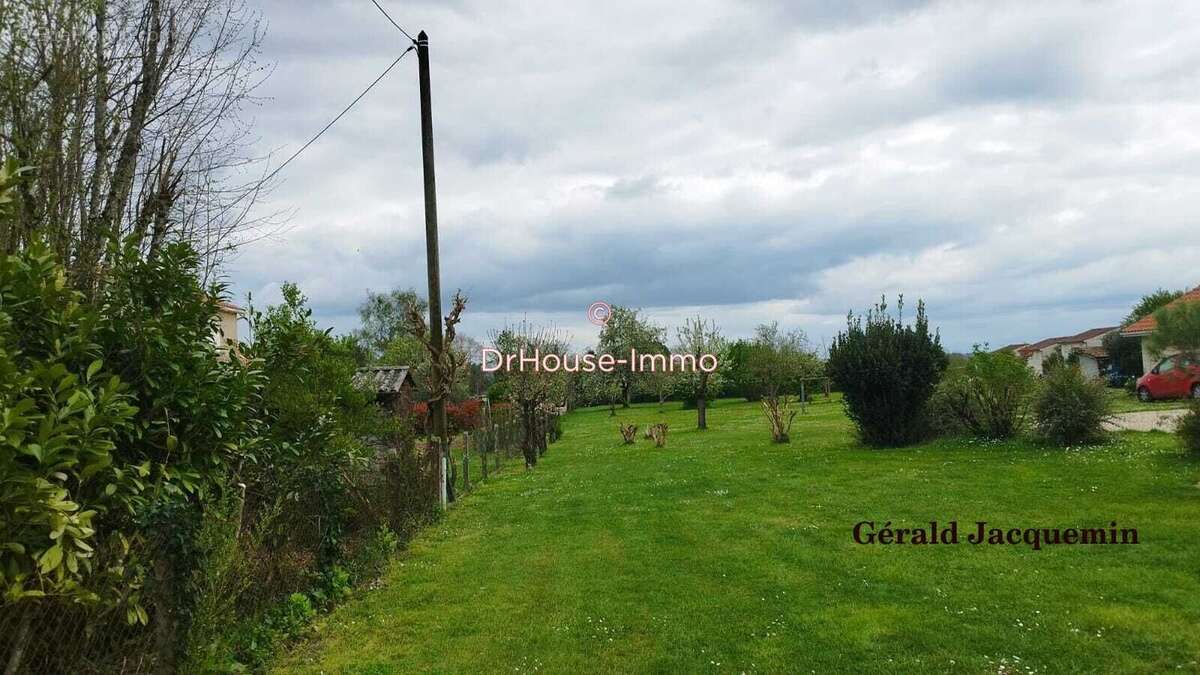 Terrain à CREYSSE