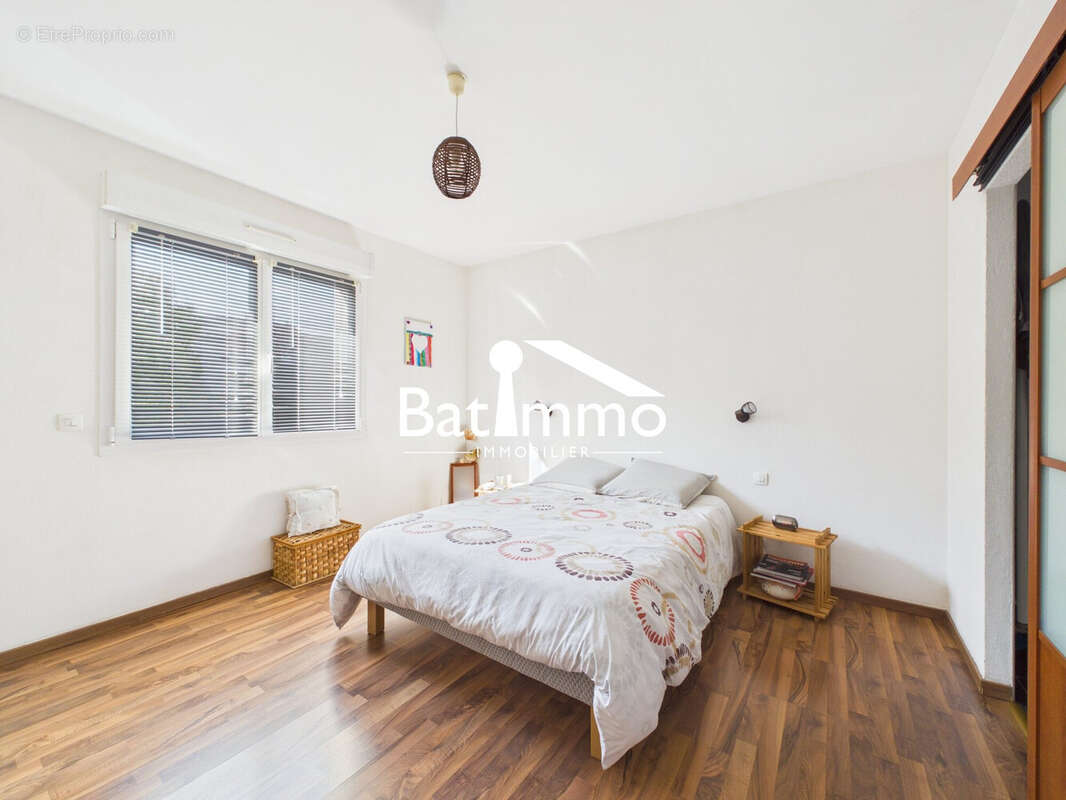 Maison 214 m² à Pournoy-La-Grasse  - photo 6