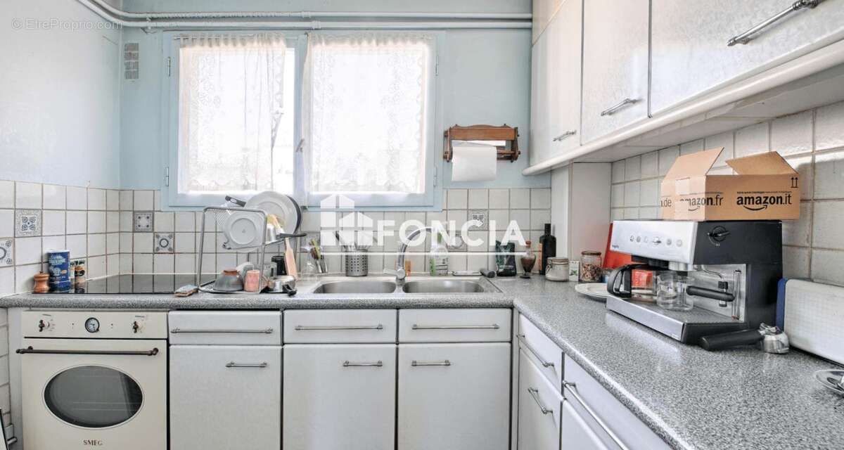 Appartement à PARIS-12E