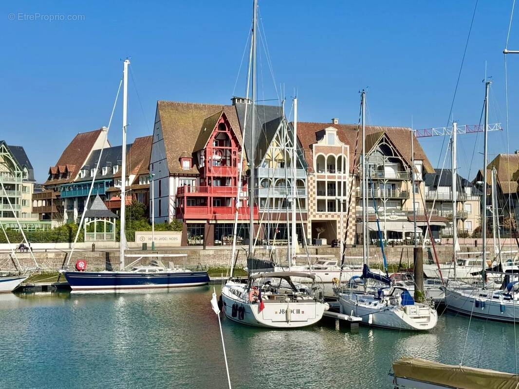 Appartement à DEAUVILLE