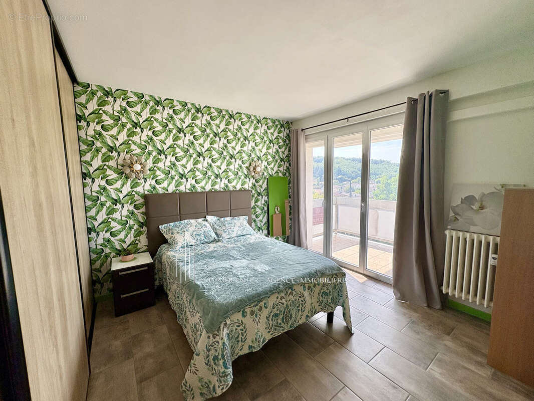 Appartement T2 Ascenseur et Clim - Agence Immocenter Chanas - photo 3